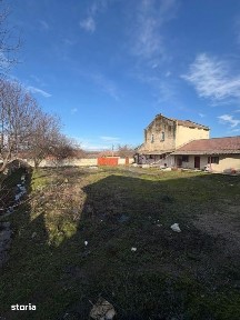Spatiu comercial (moara), 215 mp, 1400 mp teren, Comuna Bralostita