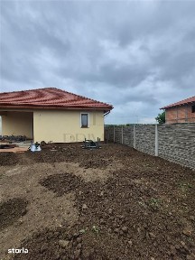 CASA INDIVIDUALA IN GHIRODA 3 CAMERE 90 MP UTILI 501 MP CURTE UTILAT