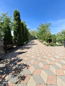 Vila spatioasa - 300 mp utili, teren 4600 mp, DN in Brehuiesti
