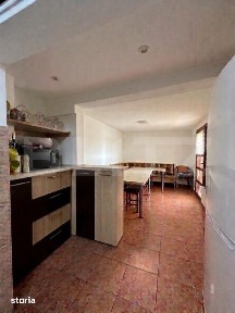 Casa cu 5 camere, 2 bucatarii si 4 bai | 2 intrari | Iosefin-Freidor