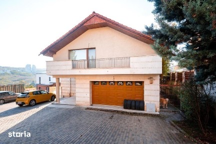Casa idividuala, 330 mp utili + teren de 800 mp, Manastur