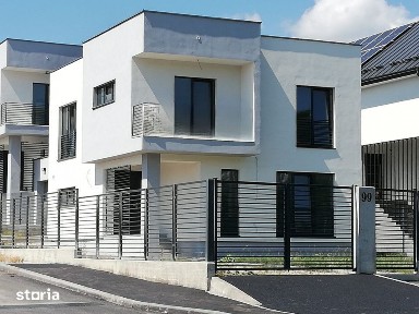 Casa cuplata prin garaj, 150 mp utili, teren 334 mp | Valea Chintaului