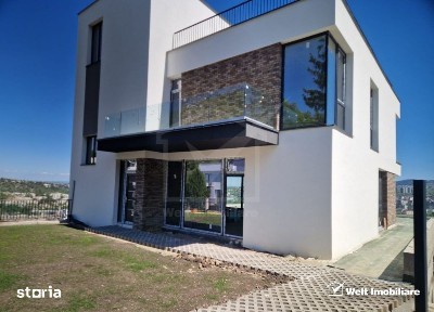 Penthouse Duplex 240 mp utili cu 218 mp Terase BONUS si Panorama Spect