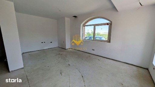 Comision 0%! Vila, 4 Camere, Dezmir, Constructie Noua, 450 mp, 4 Bai