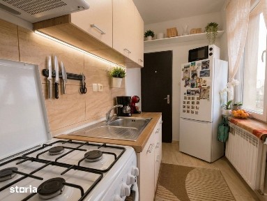 Apartament, 40 mp, etaj intermediar, parcare, terasa 25mp, zona Petrom