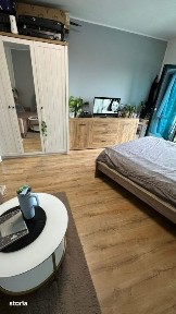 Vand apartament cu 1 dormitor si mini living cu bucatarie in Complex W
