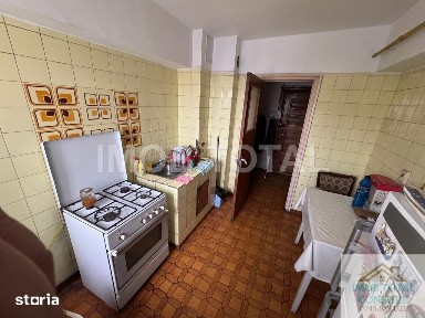 Central, Pitesti, Arges