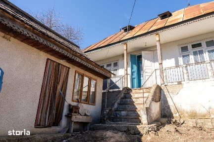 Ai plecat din Solont, dar terenul asta de 1737mp te cheama inapoi