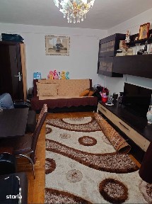 De vanzare apartament cu 4 camere decomandat,ultracentral,renovat