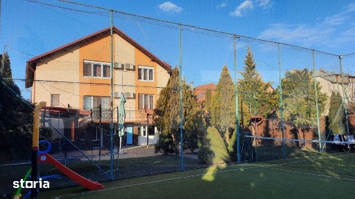 Casa individuala - 9 camere, 369 mp, 868 mp teren, zona Micro 1