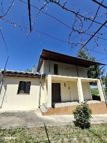 De vanzare vila in Faurei P+M,100mp construiti,864mp teren.Pret 64000e