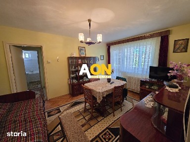 Apartament 2 camere, semidecomandat, zona Closca