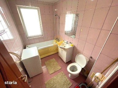 2 camere open space, balcon, Parcare, Strada Eroilor, Floresti