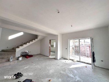 Duplex 4 camere despartit prin garaj - Mosnita Noua in zona excelenta