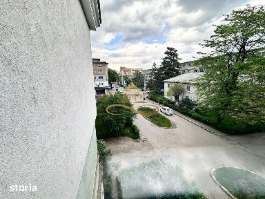 Apartament de vanzare 2 camere in Bacau strada Razboieni