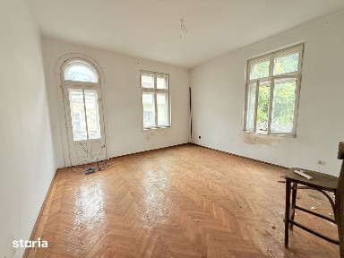 CASA ARHITECTURA DEOSEBITA CARTIERUL EVREIESC