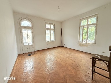 CASA ARHITECTURA DEOSEBITA CARTIERUL EVREIESC