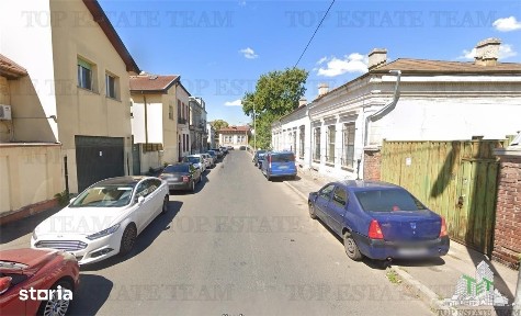 Casa si teren de vanzare in zona Unirii cu deschidere dubla
