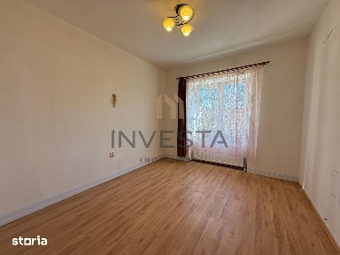 Apartament cu 3 camere, etaj intermediar, parcare, langa Iulius Mall
