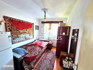 Apartament 2 camere, decomandat, etajul 4, zona Stadion