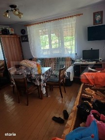 Casa de vanzare, 78 mp, recent renovata, zona Domnin
