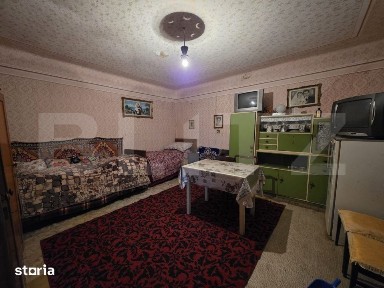 Casa de vanzare cu 2 camere, 74 mp, zona Mediesu Aurit Satu Mare