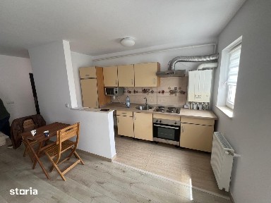 Inchiriez Apartament | 2 camere | Zona Porii Floresti