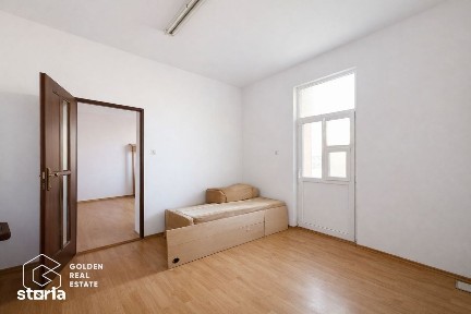 Casă individuală cu 2 apartamente de vânzare, lângă Hotel Ambasador -