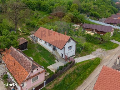 Strada Mica, Purcareni, Tarlungeni, Brasov