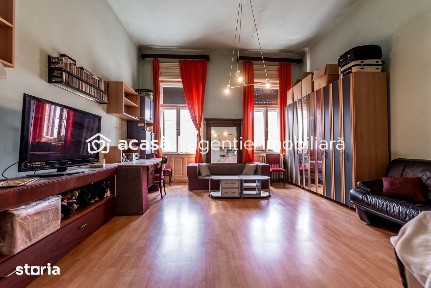 Rezervat Apartament 98 mp pe bulevardul Decebal, fatada renovata