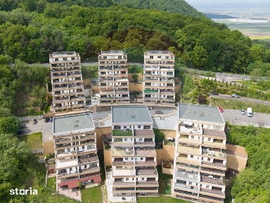Apartament premium,cu terasa si loc de parcare,la Seasons Residence