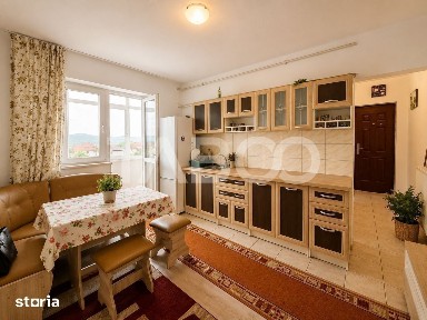 Apartament de vanzare 2 camere balcon etaj 2 in Avrig zona Sticla
