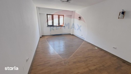 Ultracentral, ideal firma, etaj 1, stradal