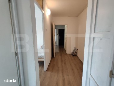 Apartament 3 camere, 65 mp, 2 bai, balcon deschis, zona Decebal