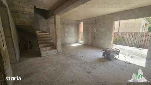 Triplex premium zona Parc Ghidiceni-Prelungirea Ghencea