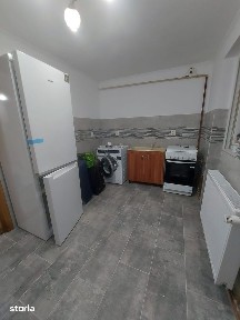 Vanzare apartament 3 camere decomandat, zona micro 6 Targoviste