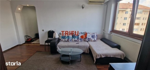 Apartament 3 camere de inchiriat zona Centru
