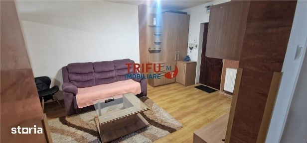 Apartament 3 camere de inchiriat zona Cetate