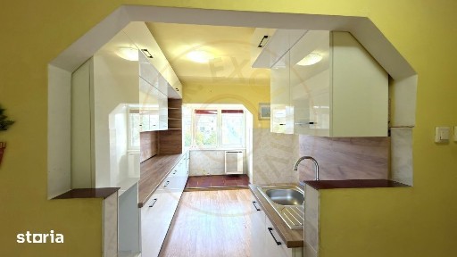Apartament 2 camere Etaj III Carei-Calea Mihai Viteazul Nr.19, Vizavi