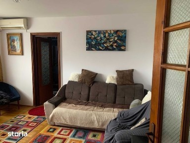 Vand Apartament 3 camere