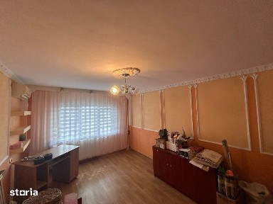 Apartament 2 camere confort 1 decomandat, Zona Buzaului.