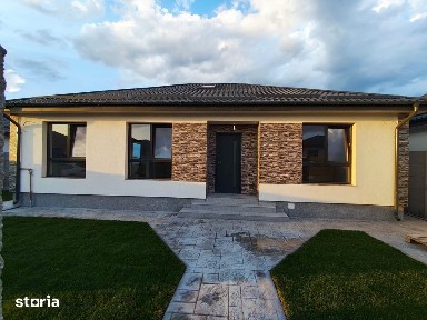 FARA COMISION casa 4 camere 2 bai placa beton pod incalz pardoseala