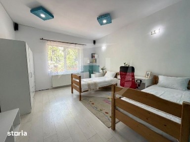 Casa individuala, 4 camere, garaj, zona Parcului Cetatuie