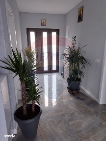 Casă/Vilă modernă de vânzare, 5 camere, în noul cartier din Macea Arad