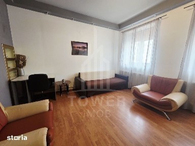 Garsonieră spațioasă de închiriat, ultracentral, la casă