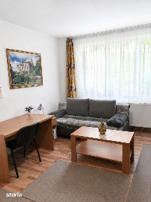 Apartament 2 camere, bucătărie separată, cămară, balcon generos