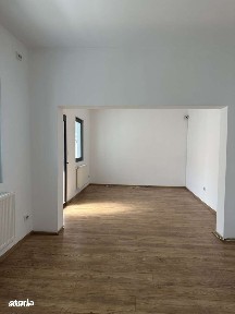 Campina - central - Spatiu - 850 Euro/Luna