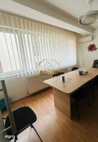 Spatiu birou Muncii/ 3 camere/ receptie/ intreg etajul 1/ semimobilat/