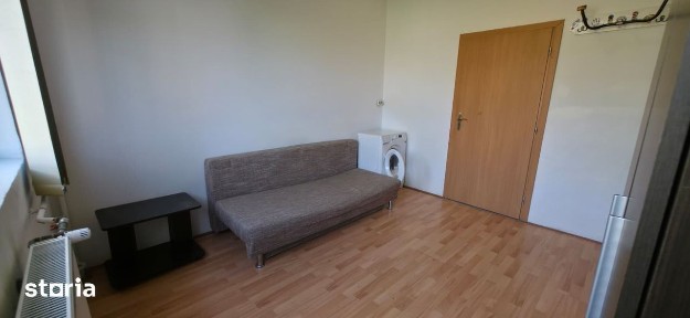 190 euro! Garsoniera Et 3 Zona Buziasului