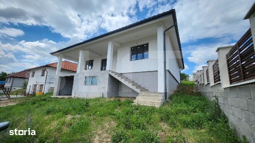 Casa pe un singur nivel, 180 mp, zona Nazna